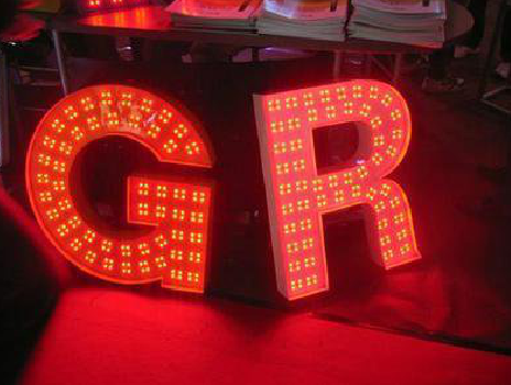 叙永LED发光字常见的安装误区。