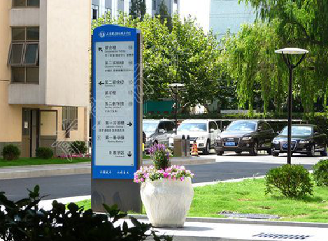 叙永哪些因素影响宣传栏的制作？